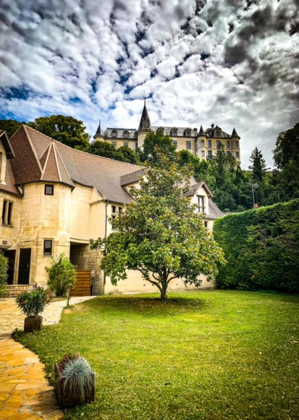 Auberge Du Jeu D'Arc Mello Exterior photo
